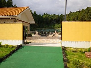 正門から園内