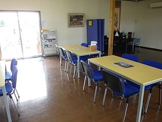 休憩所内